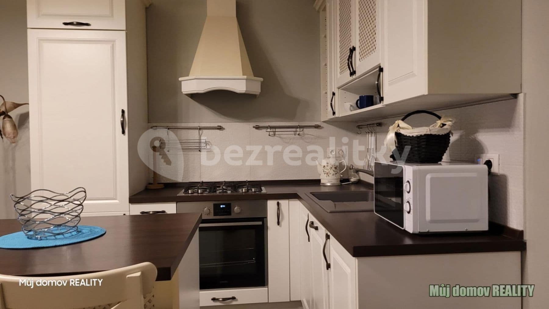 2 bedroom with open-plan kitchen flat to rent, 55 m², Bulharská, Prague, Prague 2 bedroom with open-plan kitchen flat to rent, 55 m², Bulharská, Prague, Prague