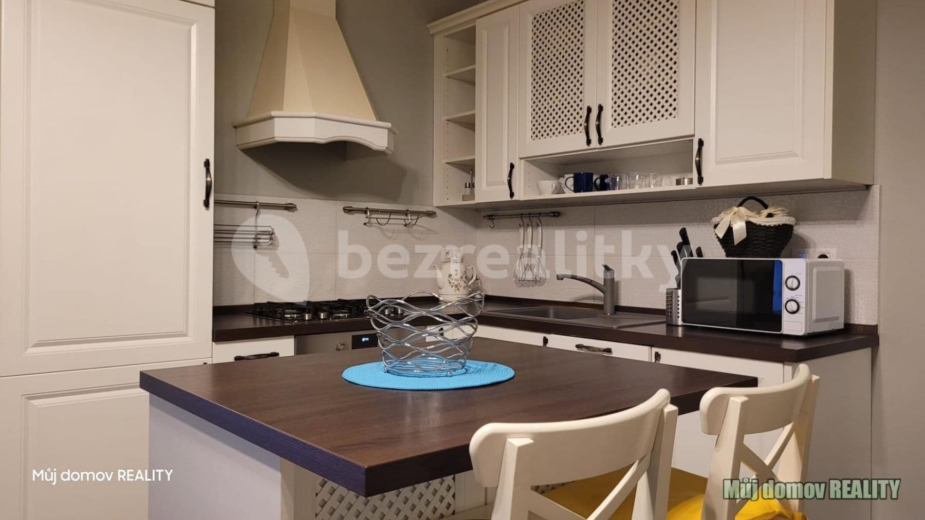 2 bedroom with open-plan kitchen flat to rent, 55 m², Bulharská, Prague, Prague 2 bedroom with open-plan kitchen flat to rent, 55 m², Bulharská, Prague, Prague