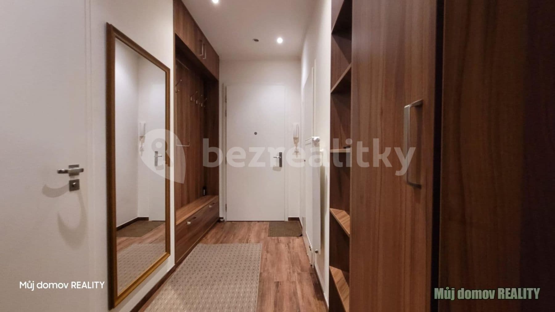 2 bedroom with open-plan kitchen flat to rent, 55 m², Bulharská, Prague, Prague 2 bedroom with open-plan kitchen flat to rent, 55 m², Bulharská, Prague, Prague