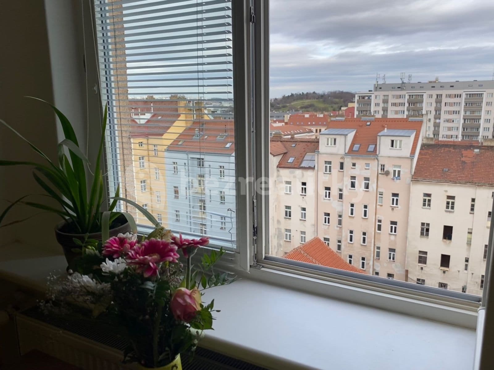 2 bedroom flat to rent, 54 m², Čajkovského, Prague, Prague 2 bedroom flat to rent, 54 m², Čajkovského, Prague, Prague