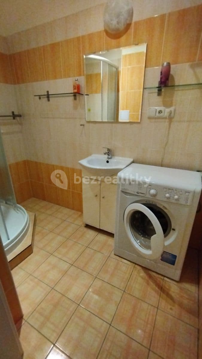 1 bedroom flat to rent, 38 m², Kosmonautů, Kladno, Středočeský Region 1 bedroom flat to rent, 38 m², Kosmonautů, Kladno, Středočeský Region