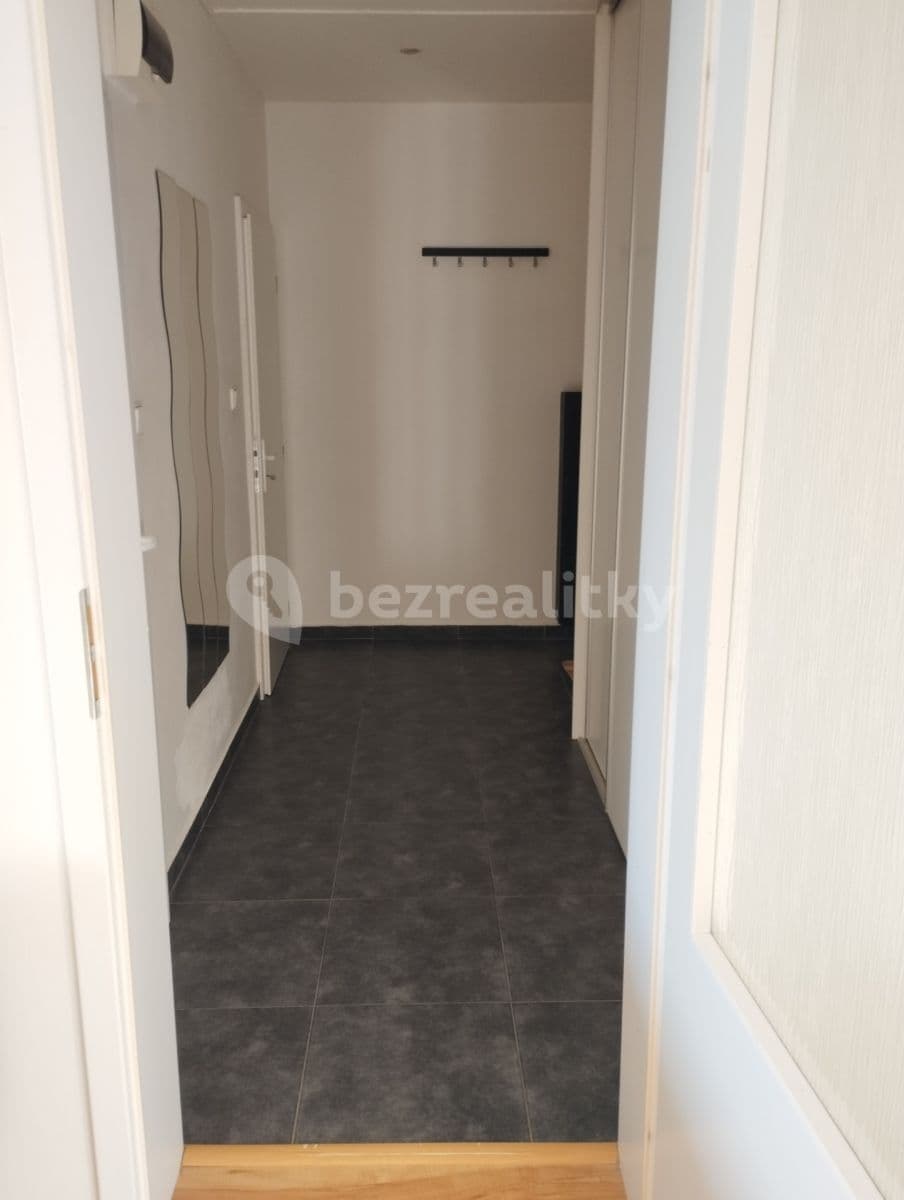 1 bedroom flat to rent, 38 m², Kosmonautů, Kladno, Středočeský Region 1 bedroom flat to rent, 38 m², Kosmonautů, Kladno, Středočeský Region