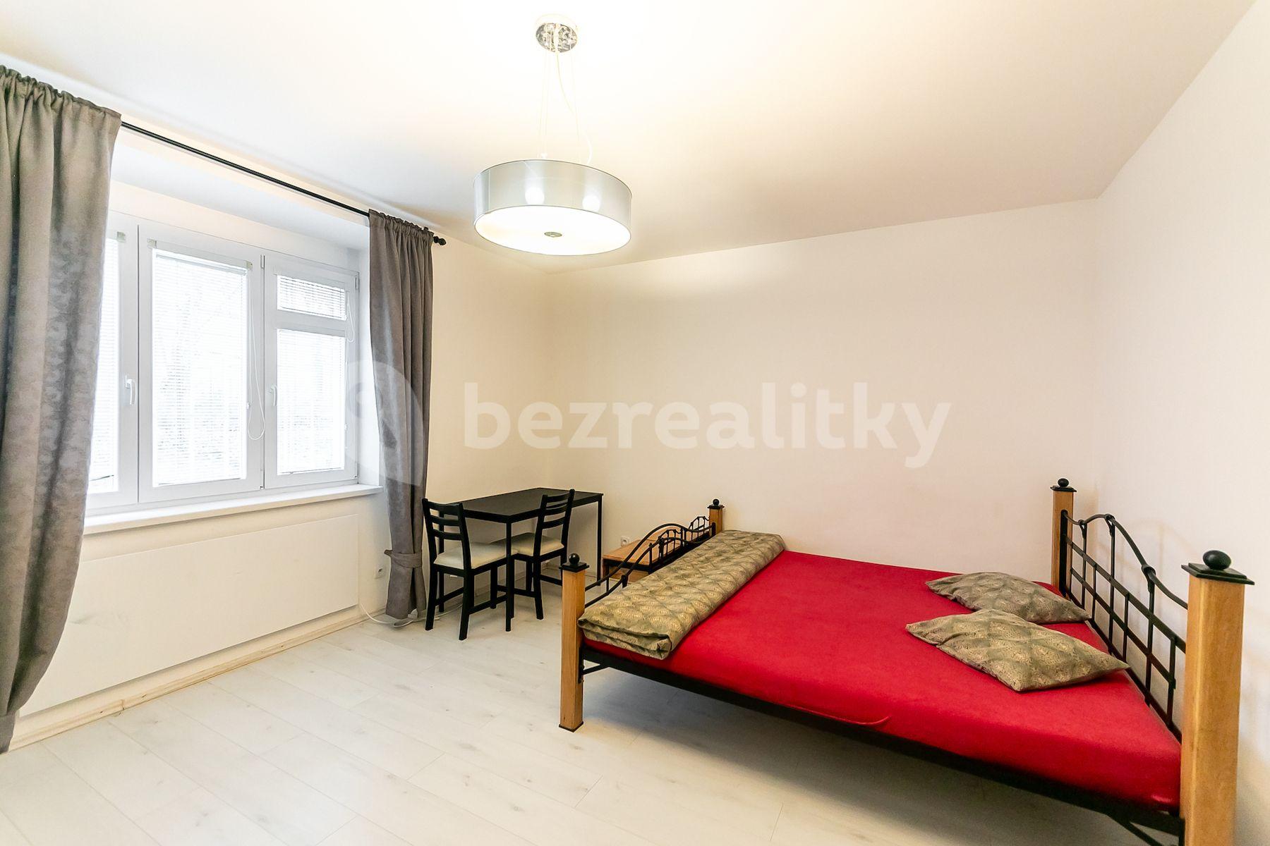 Studio flat for sale, 27 m², Biskupcova, Prague, Prague