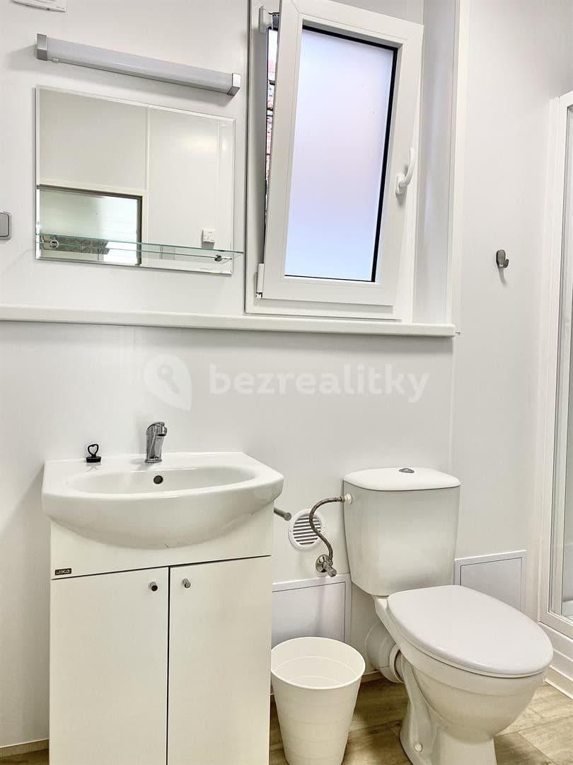 Studio flat to rent, 17 m², Hybešova, Brno, Jihomoravský Region Studio flat to rent, 17 m², Hybešova, Brno, Jihomoravský Region