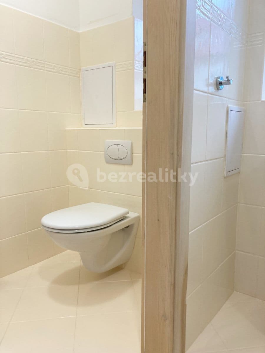 2 bedroom with open-plan kitchen flat to rent, 78 m², Hošťálkova, Prague, Prague 2 bedroom with open-plan kitchen flat to rent, 78 m², Hošťálkova, Prague, Prague