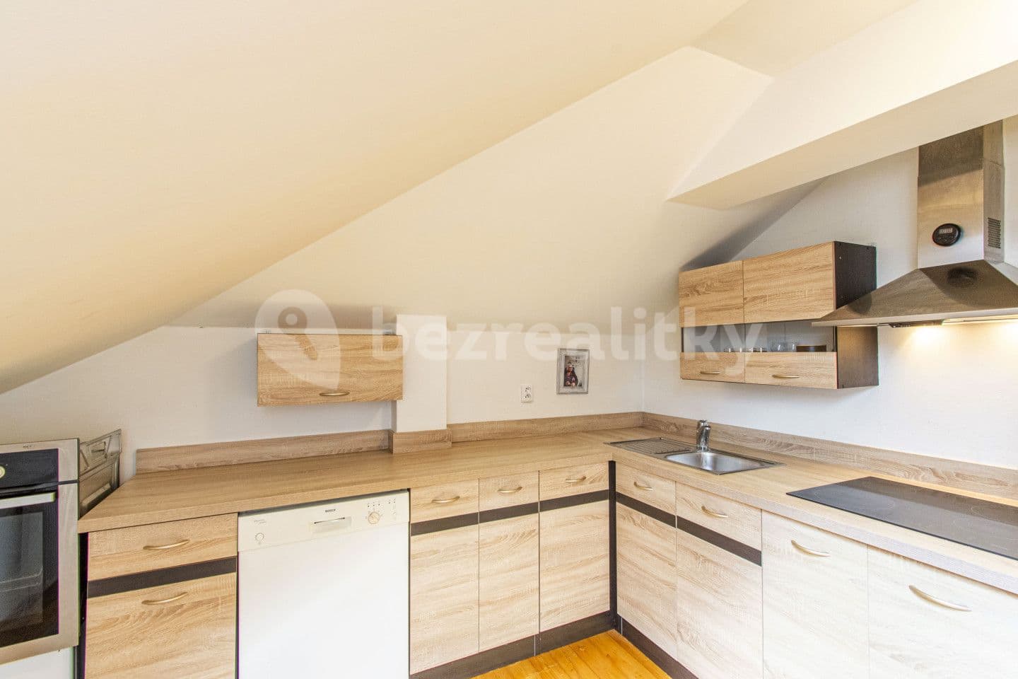 4 bedroom with open-plan kitchen flat for sale, 134 m², Vodní, Město Albrechtice, Moravskoslezský Region