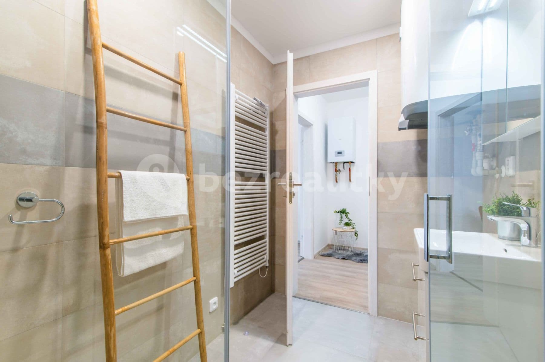 Studio flat to rent, 34 m², Klučovská, Český Brod, Středočeský Region Studio flat to rent, 34 m², Klučovská, Český Brod, Středočeský Region