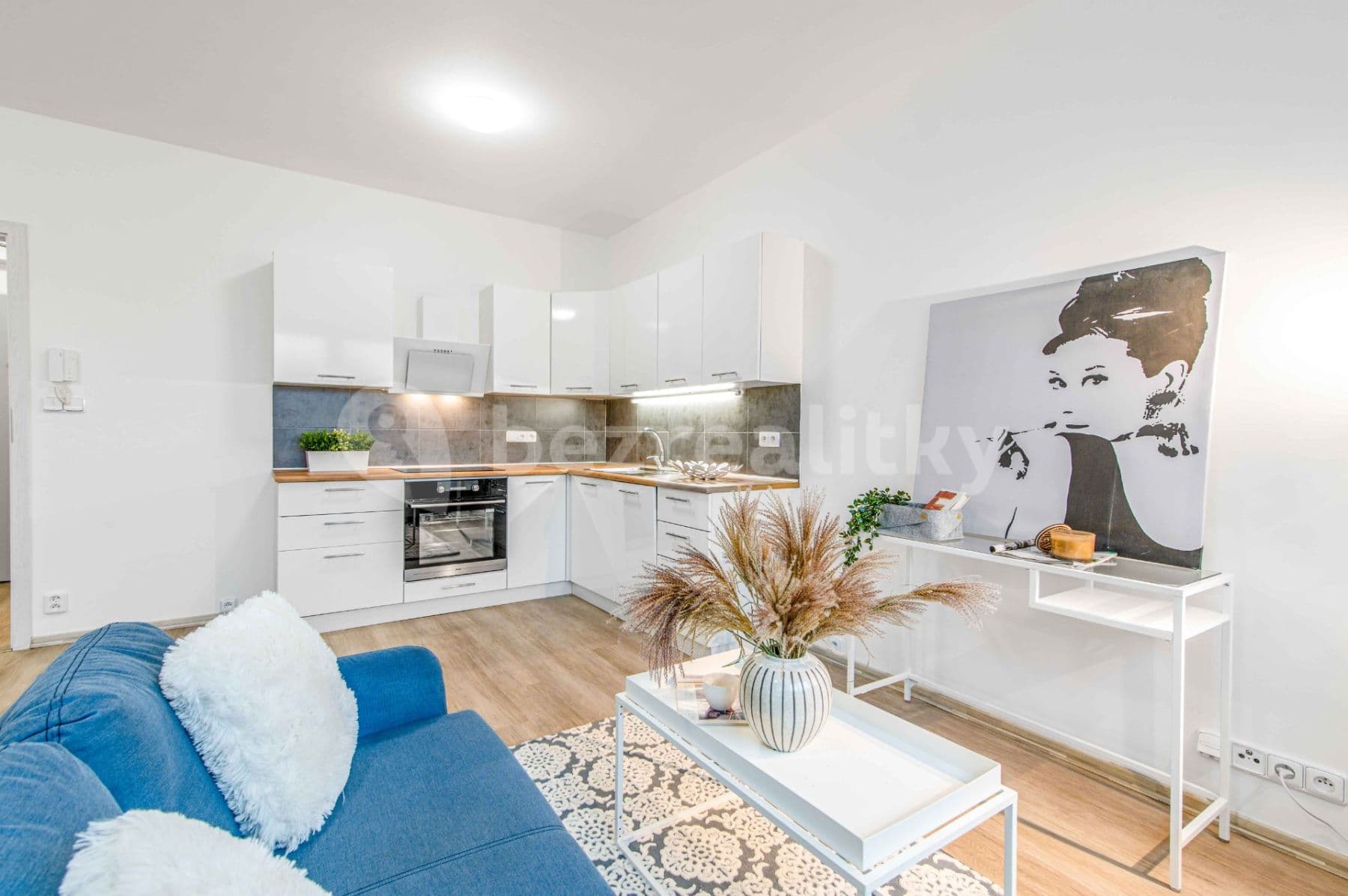 Studio flat to rent, 34 m², Klučovská, Český Brod, Středočeský Region Studio flat to rent, 34 m², Klučovská, Český Brod, Středočeský Region