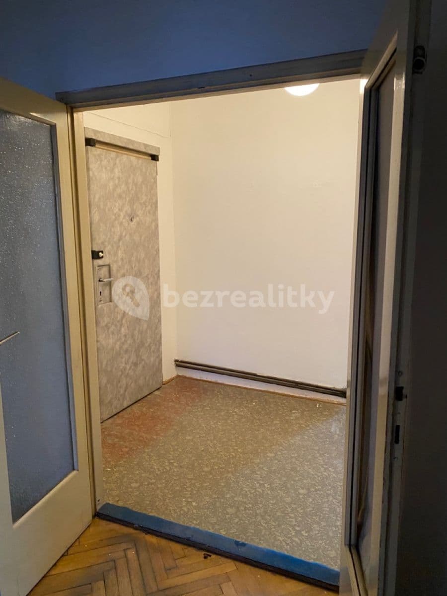 3 bedroom flat for sale, 82 m², Na Klikovce, Prague, Prague