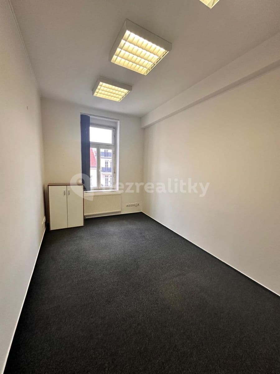 office to rent, 14 m², Jeseniova, Prague, Prague