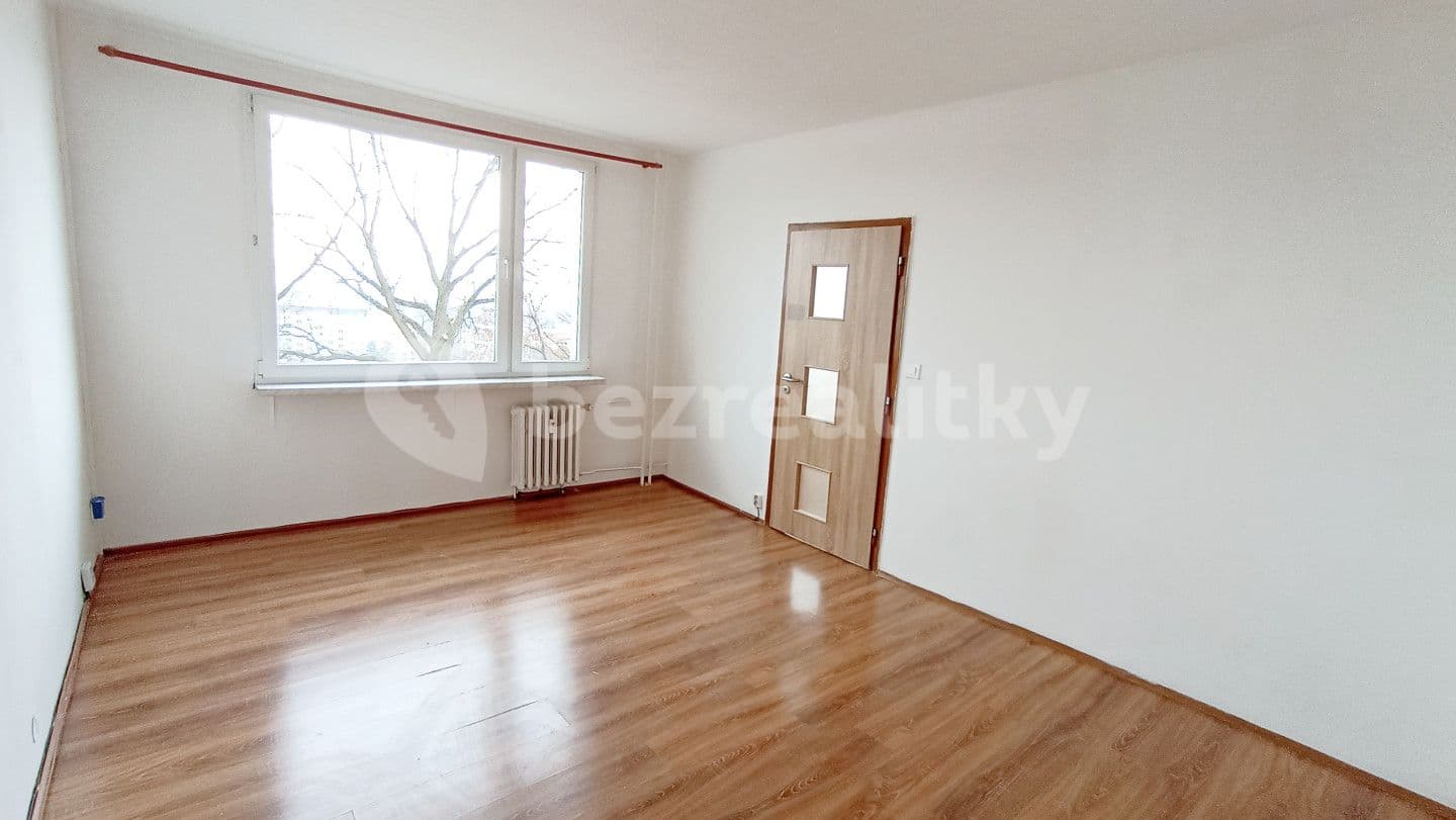 1 bedroom flat for sale, 35 m², Karla Čapka, Krupka, Ústecký Region