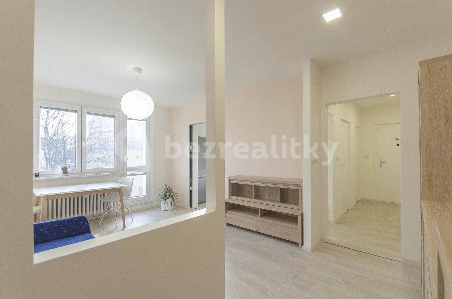 3 bedroom flat for sale, 77 m², Maxima Gorkého, Krnov, Moravskoslezský Region