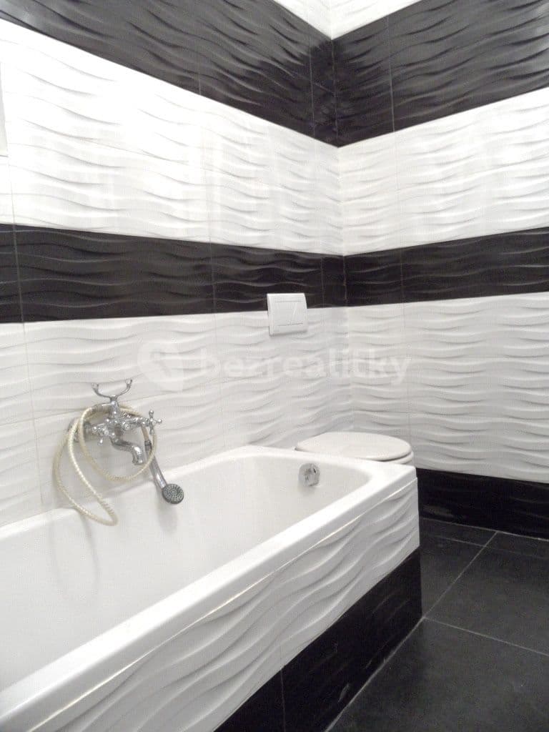 4 bedroom flat to rent, 161 m², Soukenická, Prague, Prague 4 bedroom flat to rent, 161 m², Soukenická, Prague, Prague