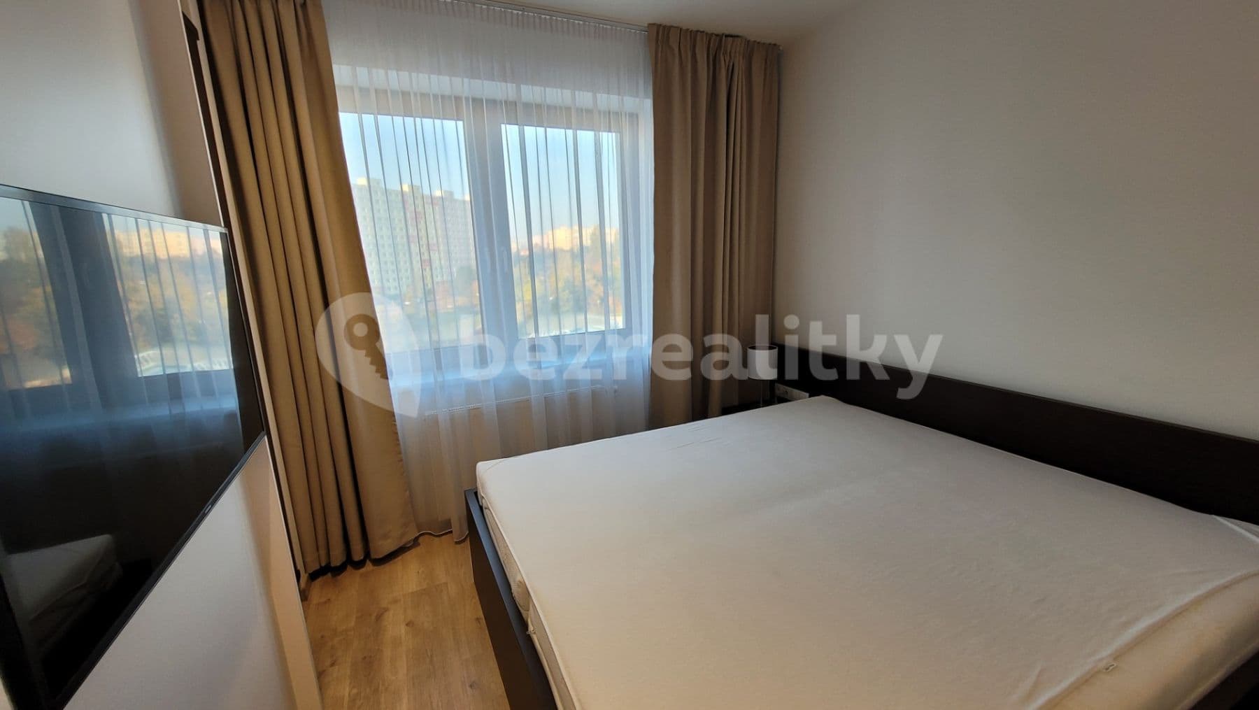 Studio flat to rent, 31 m², Mukařovského, Prague, Prague Studio flat to rent, 31 m², Mukařovského, Prague, Prague