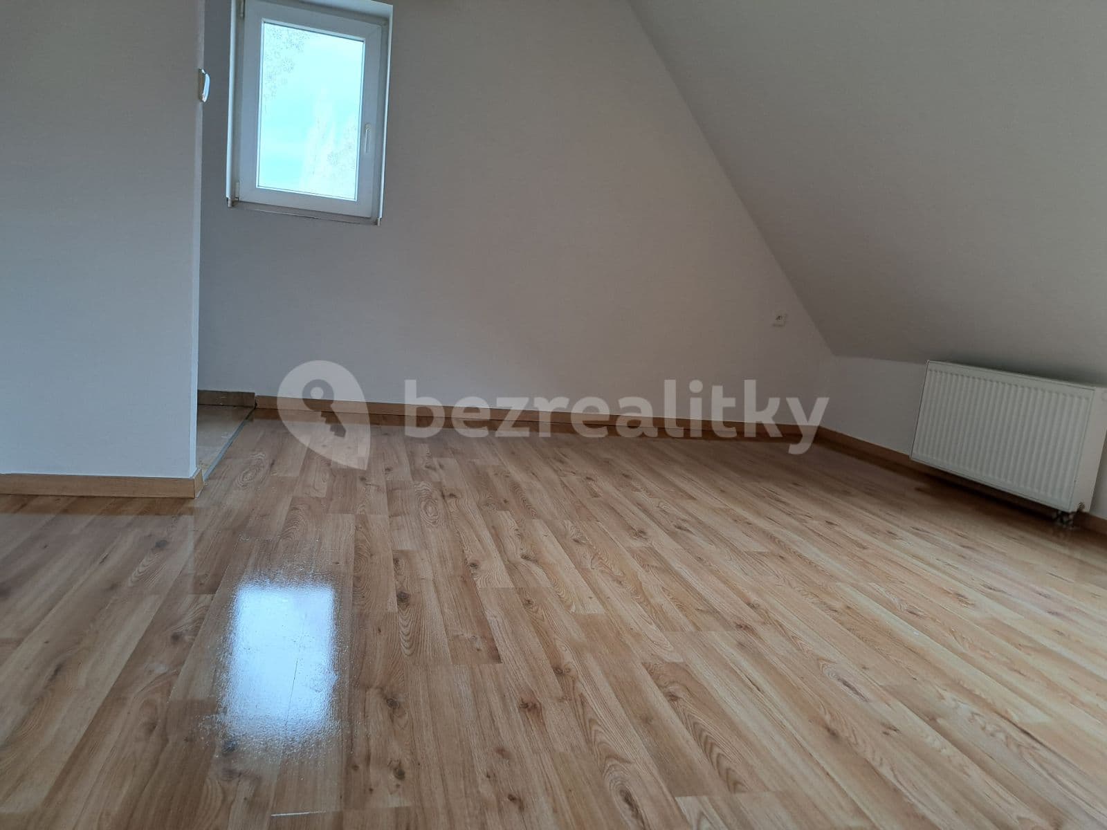 2 bedroom with open-plan kitchen flat to rent, 70 m², Ztracená, Stará Huť, Středočeský Region