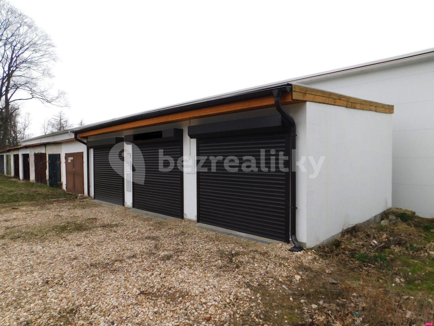 garage for sale, 21 m², Janáčkovo stromořadí, Třebíč, Vysočina Region