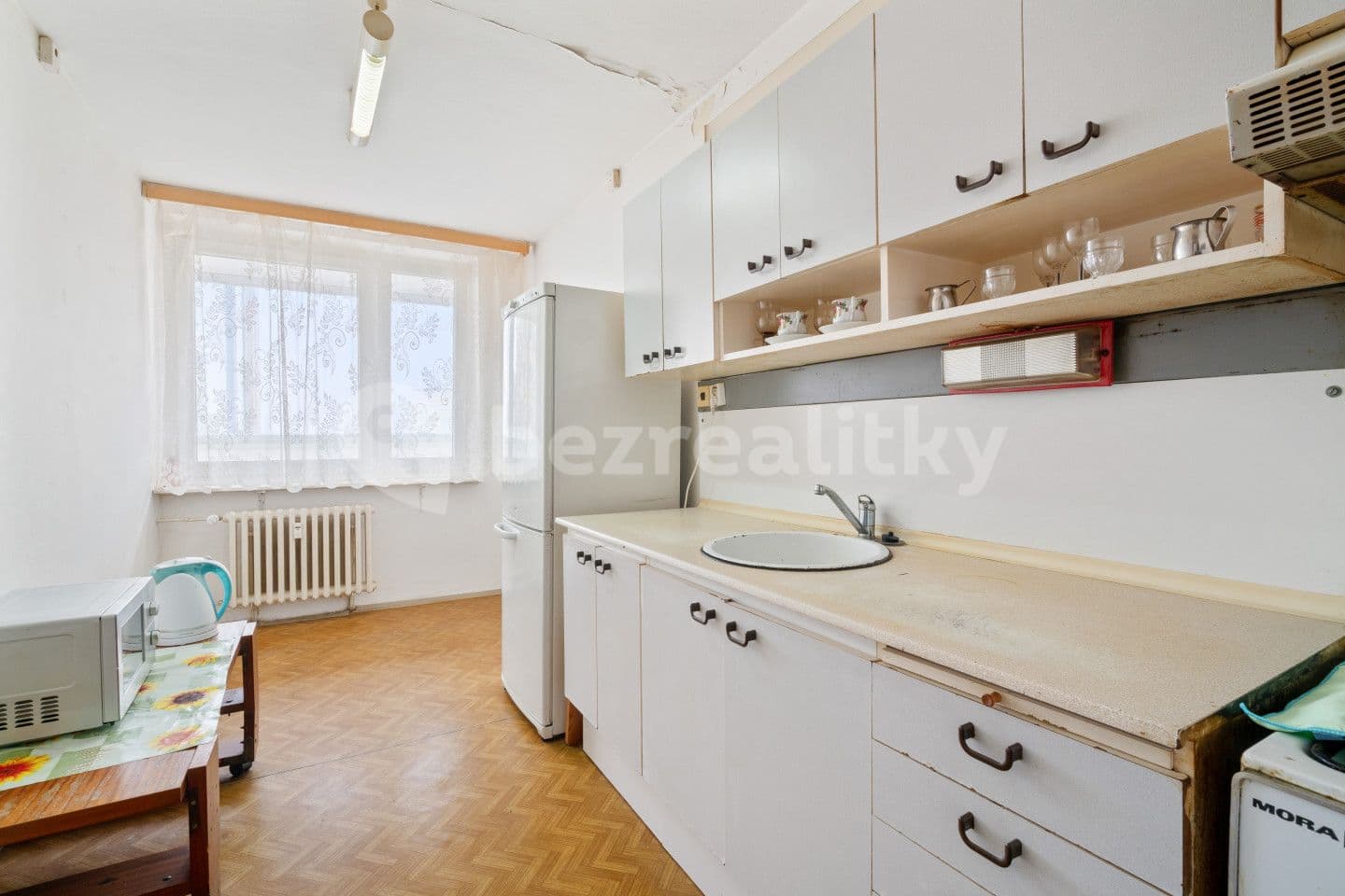 3 bedroom flat for sale, 74 m², Dukelských hrdinů, Krupka, Ústecký Region