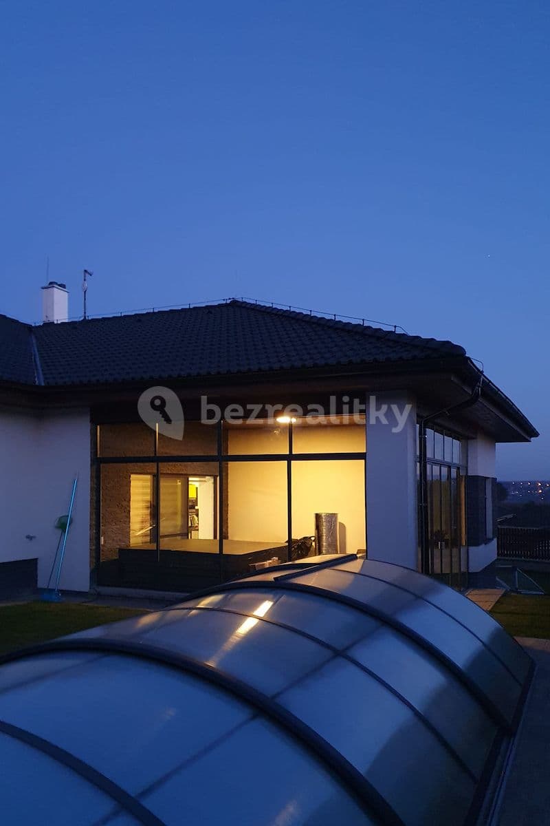 house for sale, 198 m², Netovice, Slaný, Středočeský Region