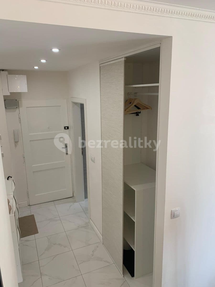 1 bedroom with open-plan kitchen flat to rent, 41 m², Svojsíkova, Prague, Prague 1 bedroom with open-plan kitchen flat to rent, 41 m², Svojsíkova, Prague, Prague