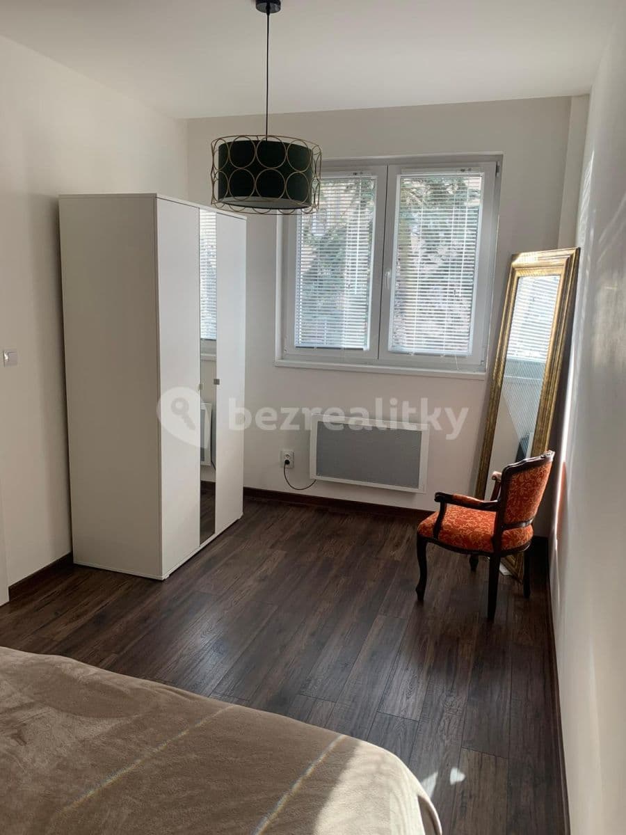 1 bedroom with open-plan kitchen flat to rent, 41 m², Svojsíkova, Prague, Prague 1 bedroom with open-plan kitchen flat to rent, 41 m², Svojsíkova, Prague, Prague