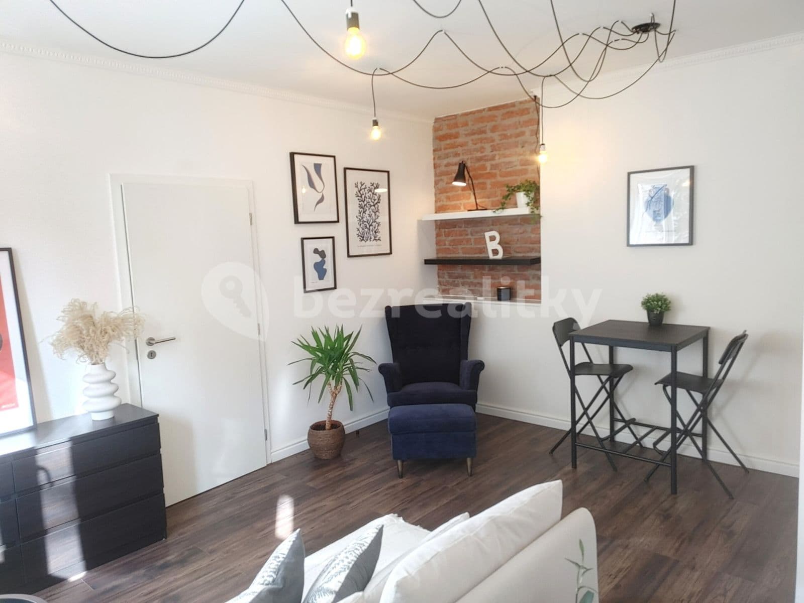 1 bedroom with open-plan kitchen flat to rent, 41 m², Svojsíkova, Prague, Prague 1 bedroom with open-plan kitchen flat to rent, 41 m², Svojsíkova, Prague, Prague