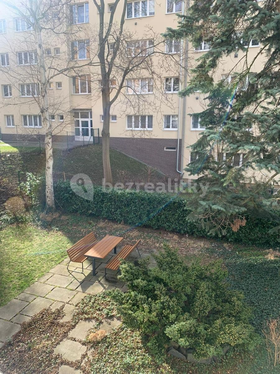 1 bedroom with open-plan kitchen flat to rent, 41 m², Svojsíkova, Prague, Prague 1 bedroom with open-plan kitchen flat to rent, 41 m², Svojsíkova, Prague, Prague