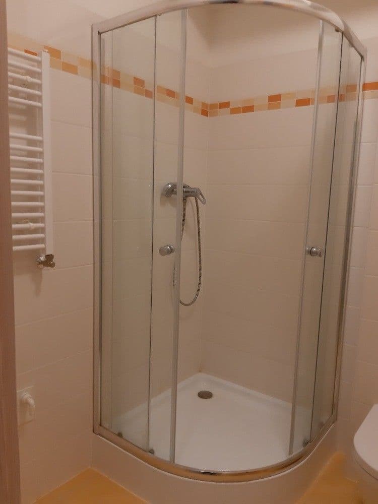 Studio flat to rent, 33 m², Freyova, Prague, Prague Studio flat to rent, 33 m², Freyova, Prague, Prague
