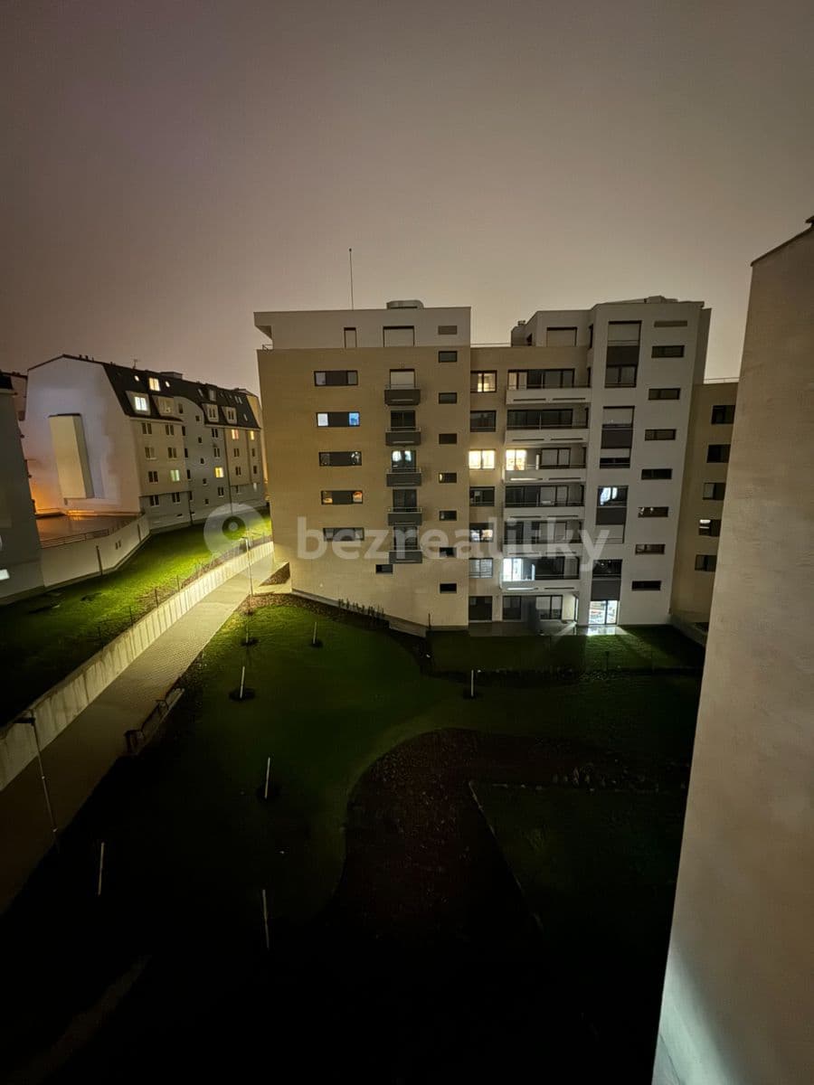 Studio flat to rent, 30 m², Šternovská, Prague, Prague Studio flat to rent, 30 m², Šternovská, Prague, Prague