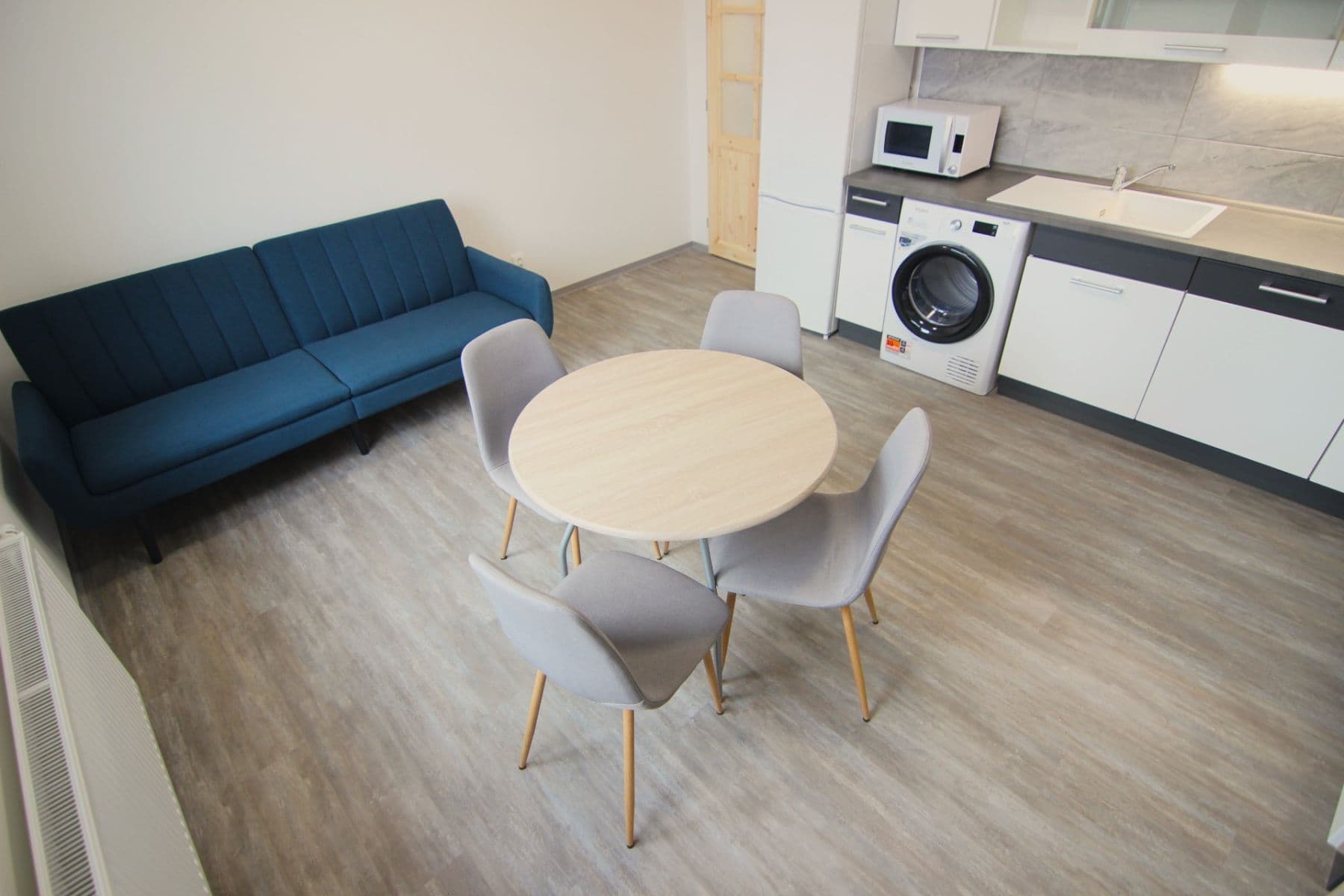 3 bedroom flat to rent, 76 m², Sládkova, Hradec Králové, Královéhradecký Region 3 bedroom flat to rent, 76 m², Sládkova, Hradec Králové, Královéhradecký Region