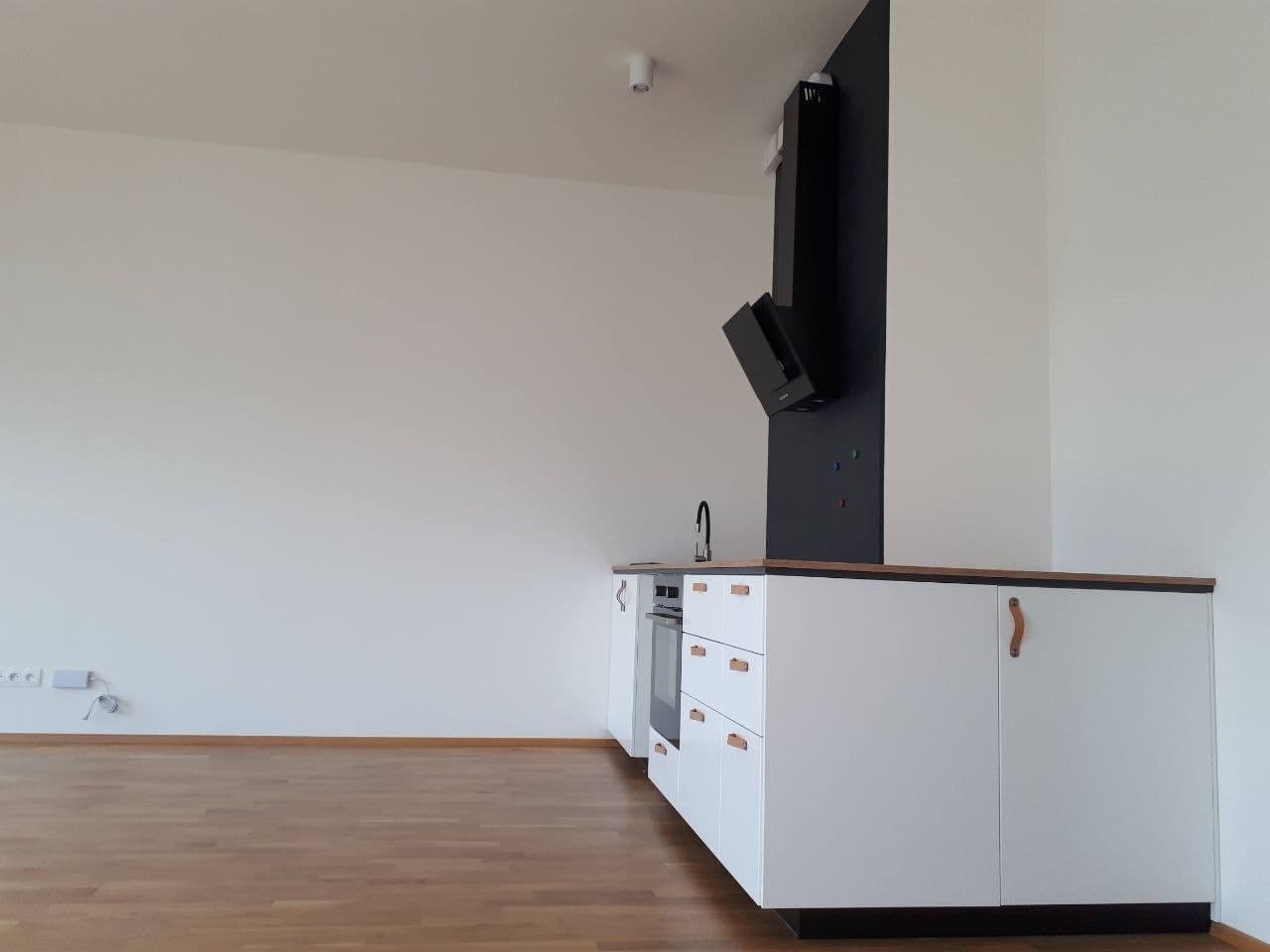 Studio flat to rent, 52 m², Breitfeldova, Prague, Prague Studio flat to rent, 52 m², Breitfeldova, Prague, Prague