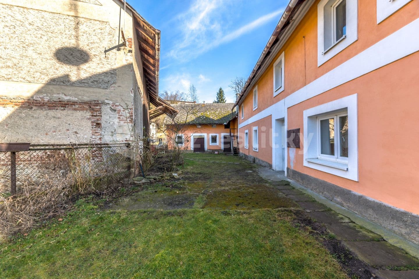 house for sale, 215 m², Krásná Ves, Středočeský Region