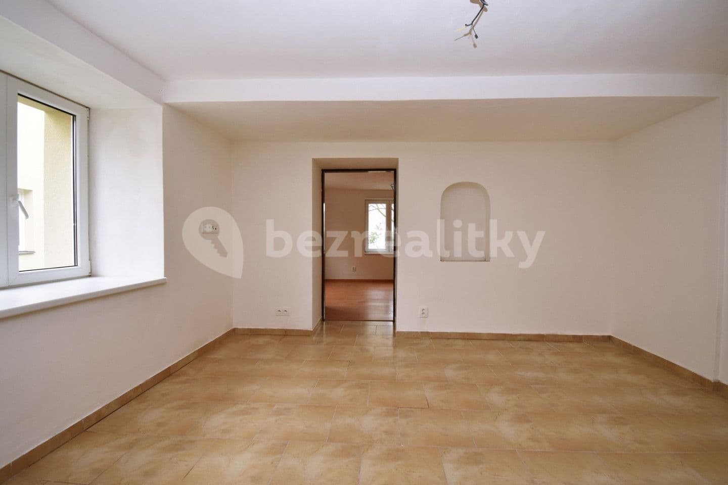 1 bedroom with open-plan kitchen flat for sale, 54 m², U Parku, Všetaty, Středočeský Region