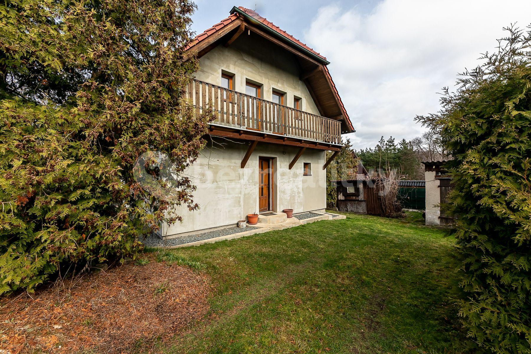 house for sale, 160 m², Trnová, Trnová, Středočeský Region