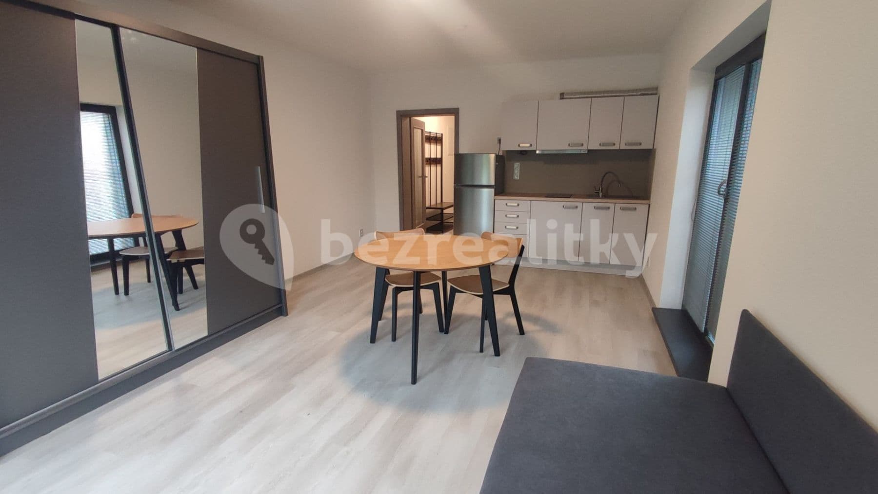 Studio flat to rent, 38 m², Před Mosty, Prague, Prague Studio flat to rent, 38 m², Před Mosty, Prague, Prague