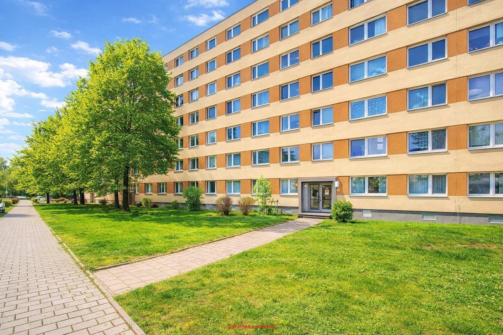 Studio flat to rent, 34 m², Slovenská, Karviná, Moravskoslezský Region Studio flat to rent, 34 m², Slovenská, Karviná, Moravskoslezský Region