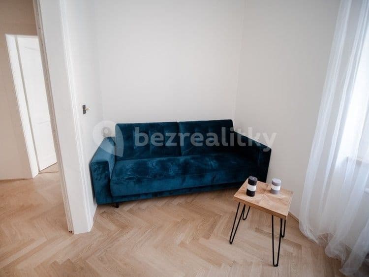 3 bedroom flat for sale, 89 m², Kyjevská, Prague, Prague