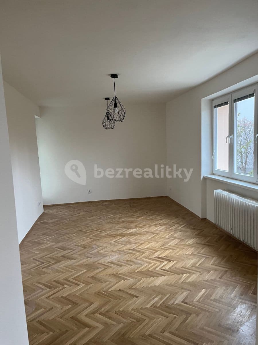 2 bedroom with open-plan kitchen flat for sale, 62 m², Zelenečská, Prague, Prague