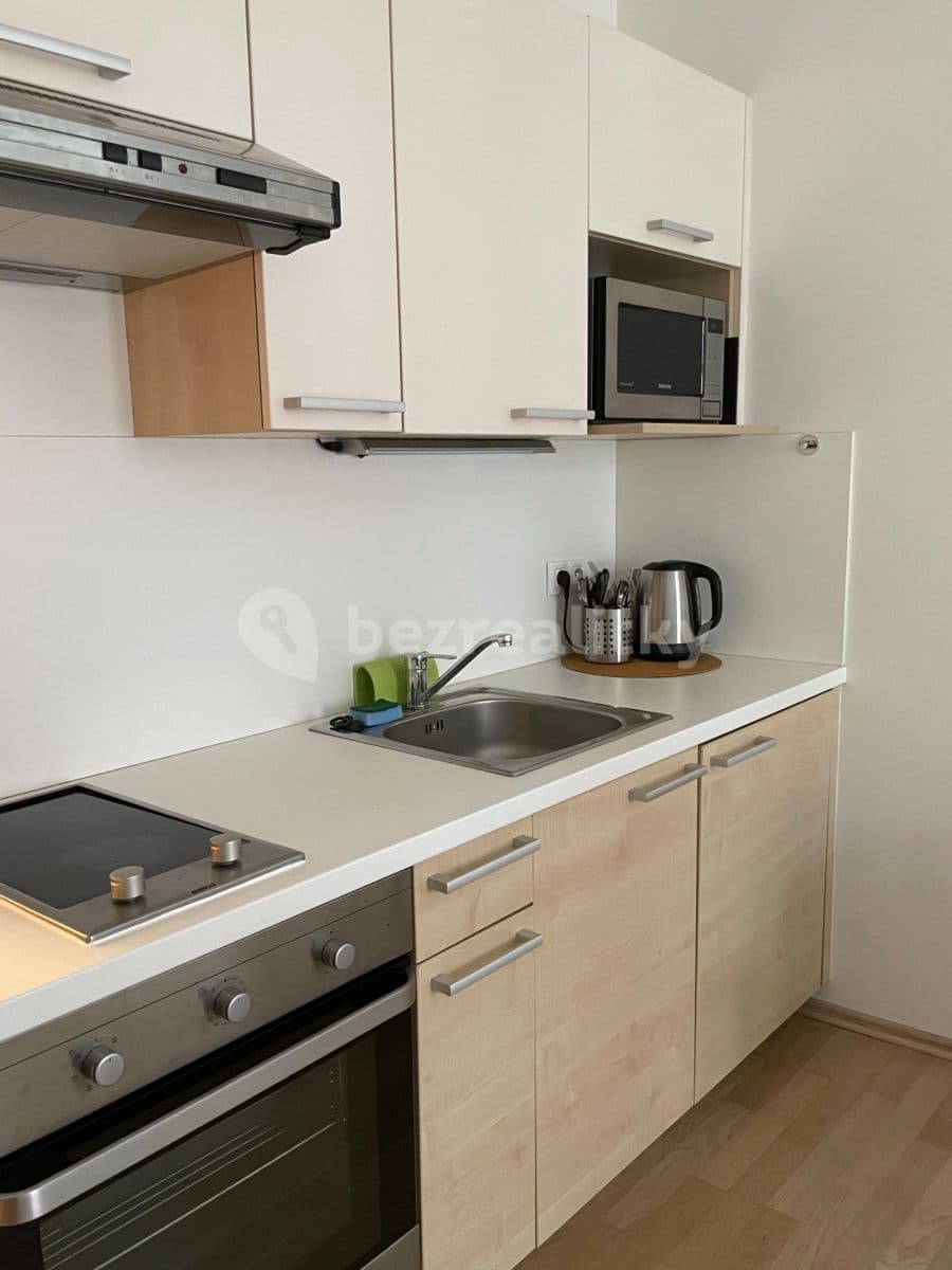 Studio flat to rent, 30 m², Plzeňská, Prague, Prague Studio flat to rent, 30 m², Plzeňská, Prague, Prague