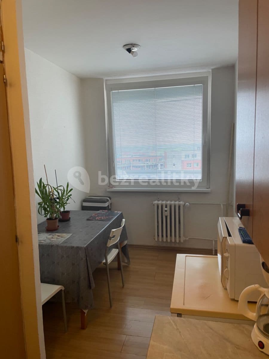 3 bedroom flat for sale, 74 m², Breitcetlova, Prague, Prague