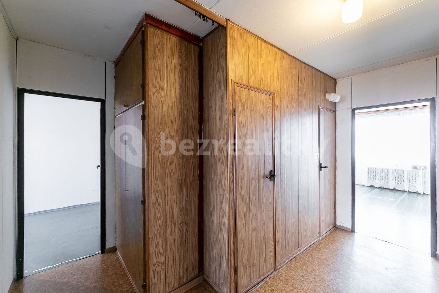 3 bedroom flat for sale, 69 m², Jetelová, Prague, Prague