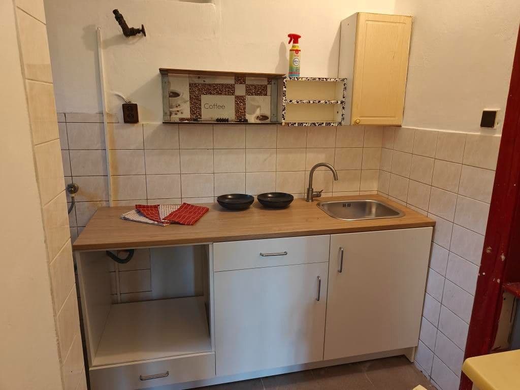 Small studio flat to rent, 30 m², Slivenecká, Prague, Prague Small studio flat to rent, 30 m², Slivenecká, Prague, Prague