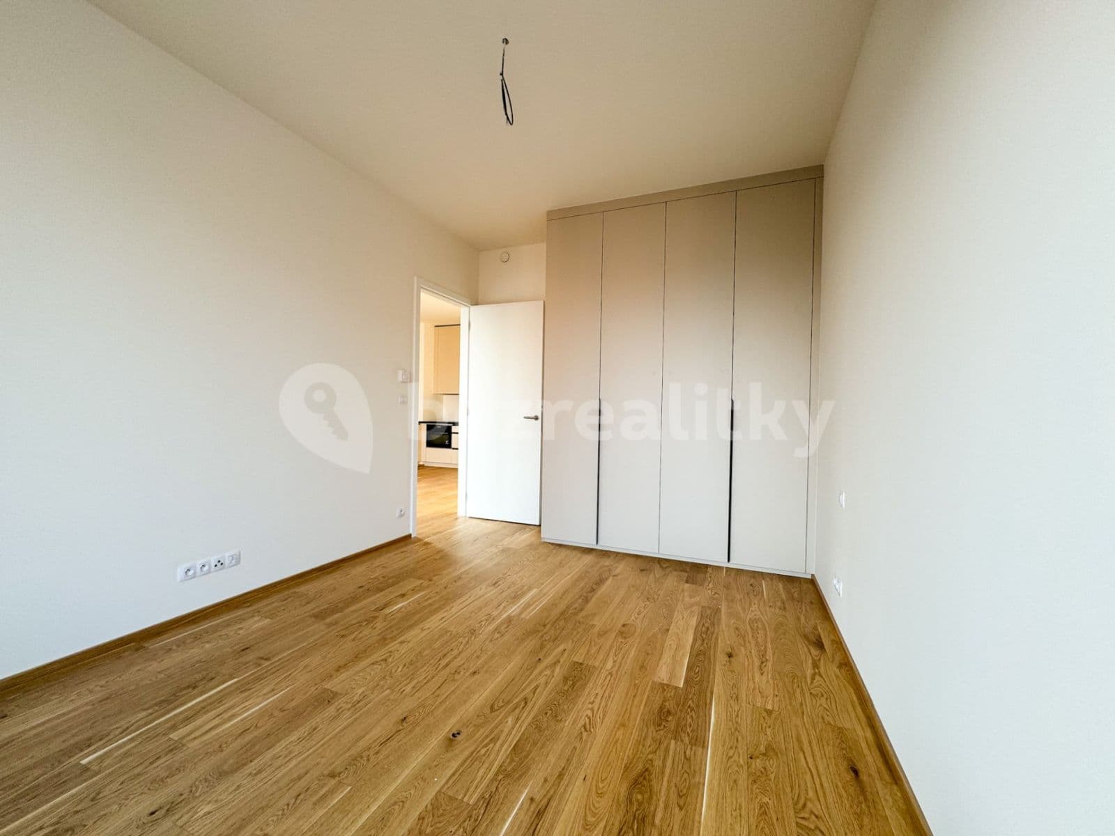 1 bedroom with open-plan kitchen flat to rent, 54 m², Jankovcova, Prague, Prague 1 bedroom with open-plan kitchen flat to rent, 54 m², Jankovcova, Prague, Prague