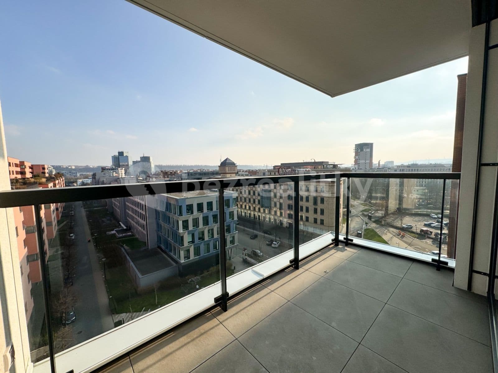1 bedroom with open-plan kitchen flat to rent, 54 m², Jankovcova, Prague, Prague 1 bedroom with open-plan kitchen flat to rent, 54 m², Jankovcova, Prague, Prague