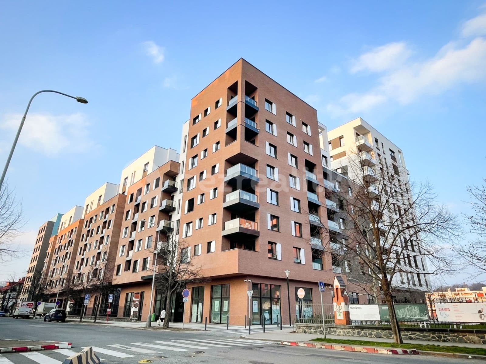 1 bedroom with open-plan kitchen flat to rent, 54 m², Jankovcova, Prague, Prague 1 bedroom with open-plan kitchen flat to rent, 54 m², Jankovcova, Prague, Prague