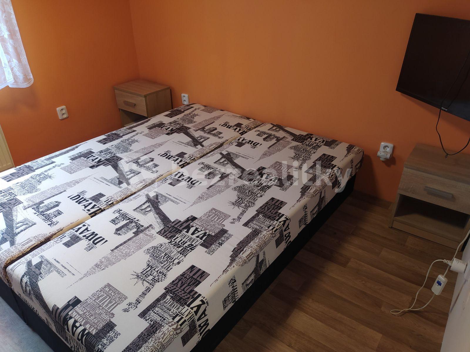 flat to rent, 53 m², Máchova, Bělá pod Bezdězem, Středočeský Region