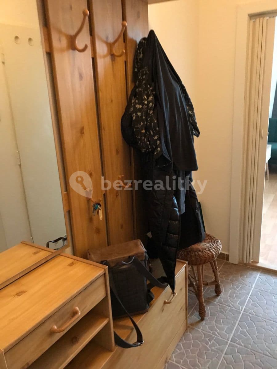 Studio flat to rent, 35 m², Hlivická, Prague, Prague Studio flat to rent, 35 m², Hlivická, Prague, Prague