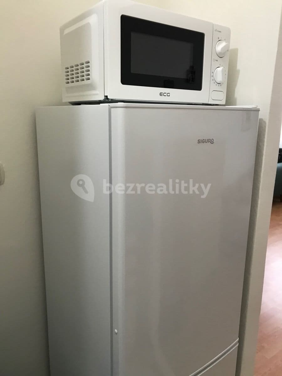 Studio flat to rent, 35 m², Hlivická, Prague, Prague Studio flat to rent, 35 m², Hlivická, Prague, Prague