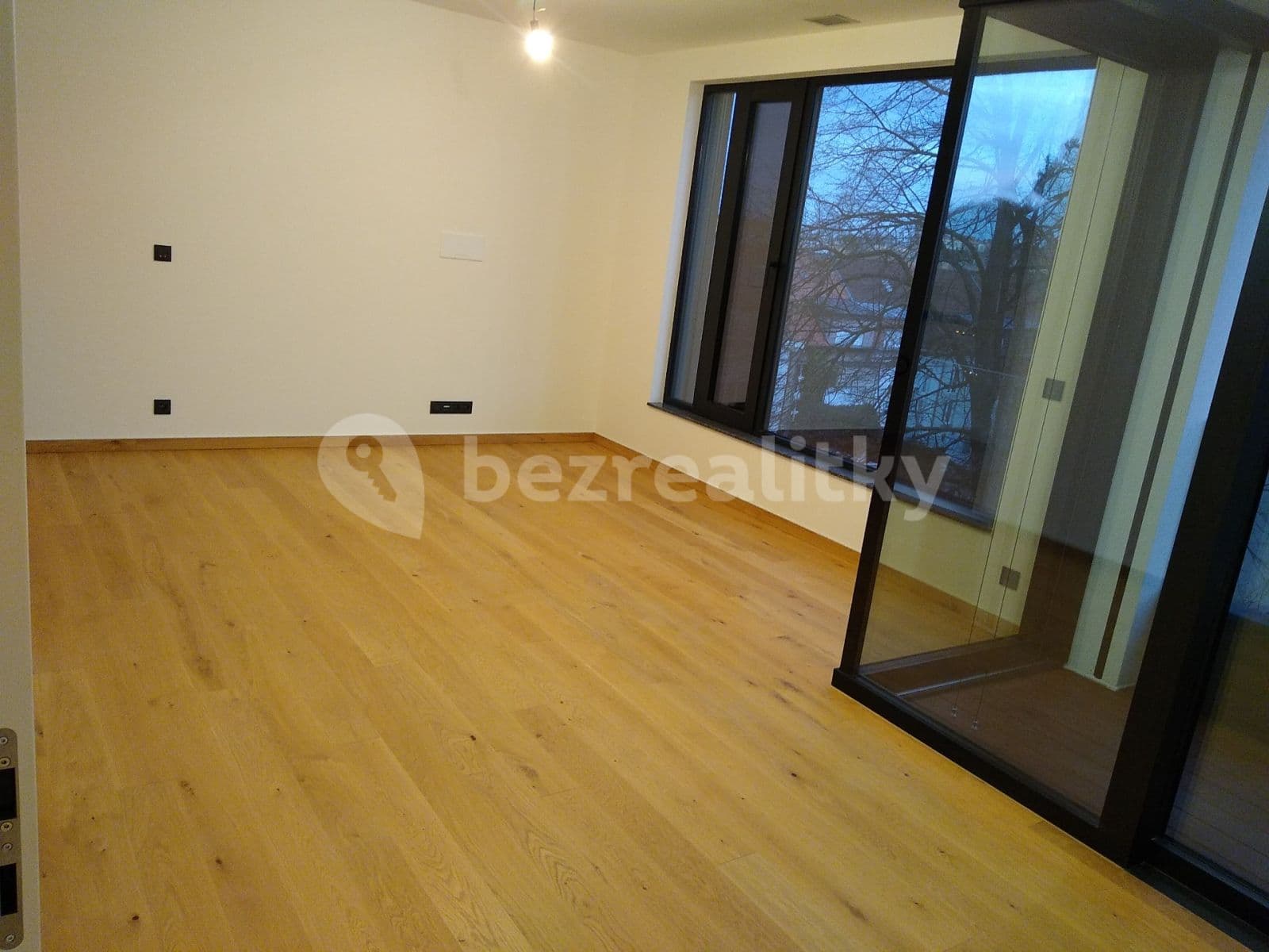 1 bedroom with open-plan kitchen flat to rent, 55 m², U Petřin, Prague, Prague 1 bedroom with open-plan kitchen flat to rent, 55 m², U Petřin, Prague, Prague