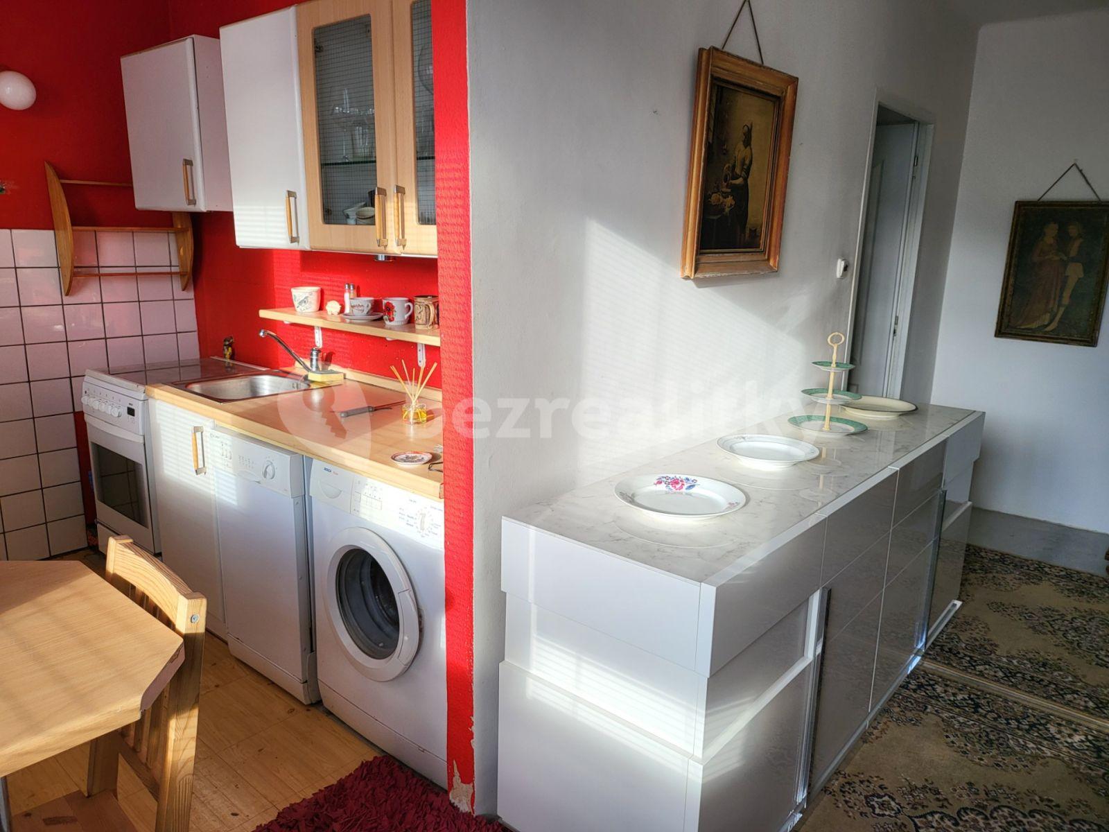 3 bedroom with open-plan kitchen flat for sale, 78 m², Měchenická, Prague, Prague