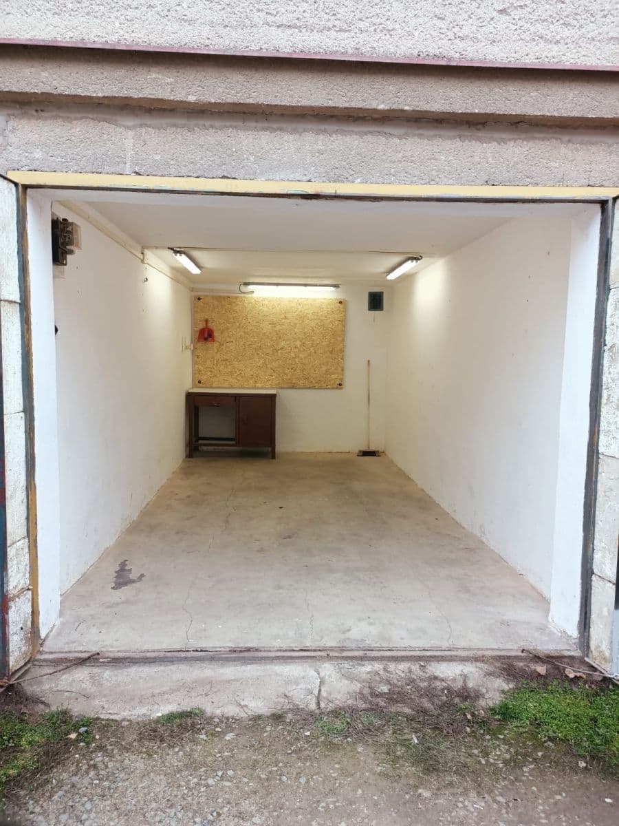 garage to rent, 18 m², Světlá, Brno, Jihomoravský Region garage to rent, 18 m², Světlá, Brno, Jihomoravský Region